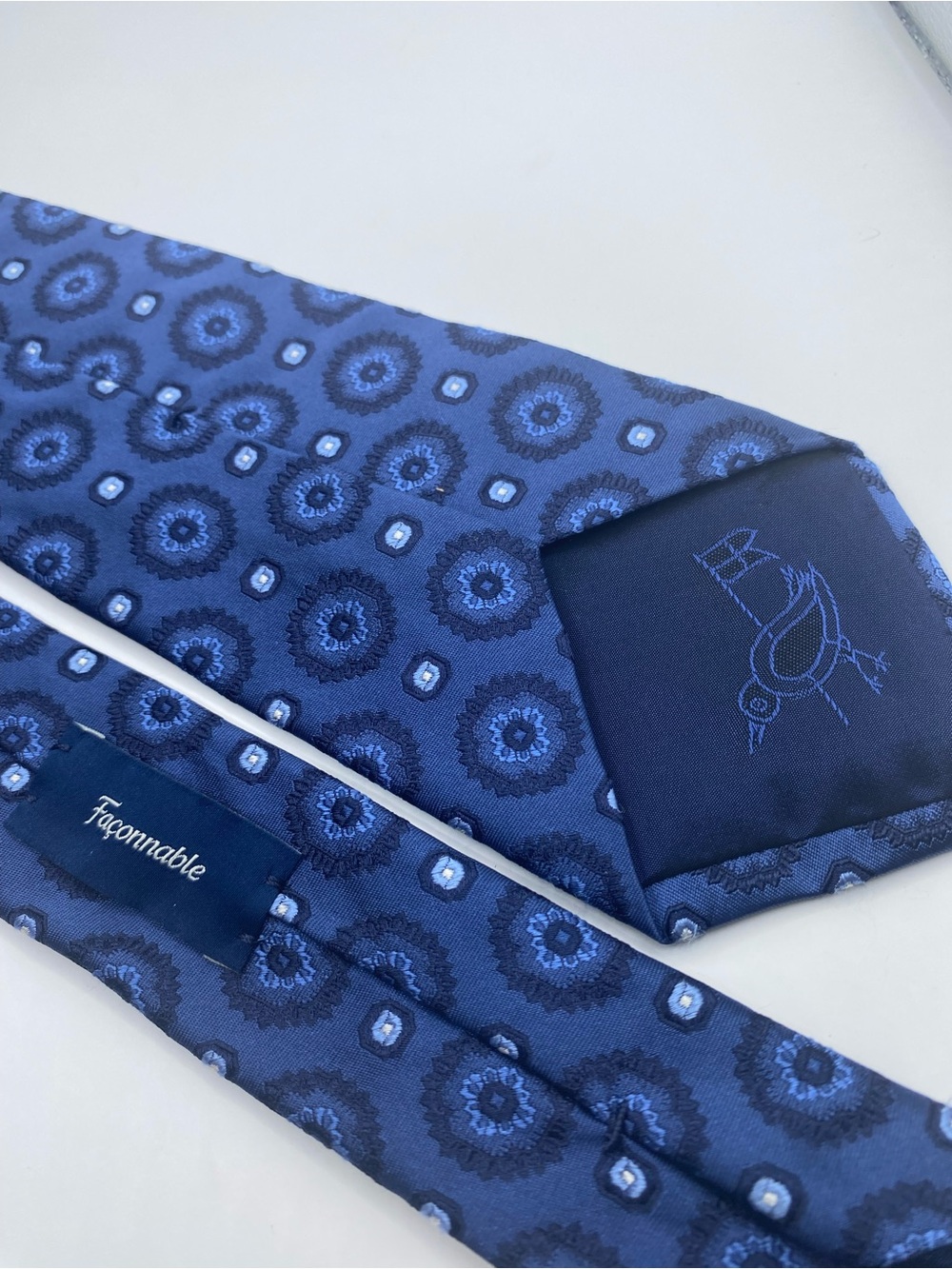 Faconnable Navy and Light Blue Medallion Silk Tie